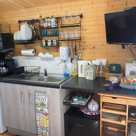 Sherpai Lodge Herne Bay Esterno foto