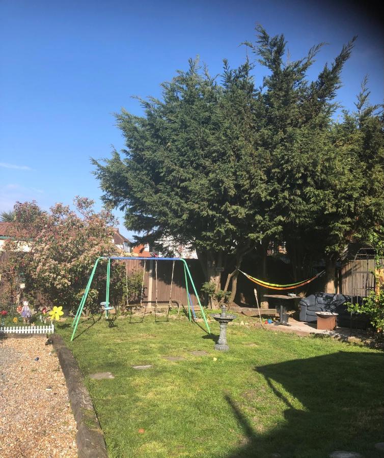 Sherpai Lodge Herne Bay Esterno foto