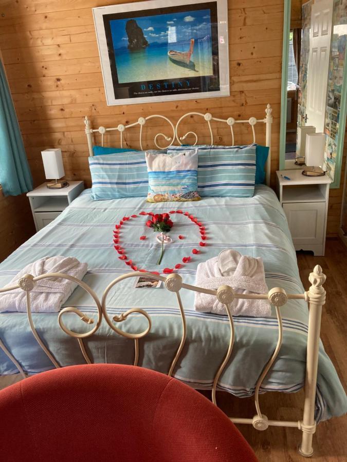 Sherpai Lodge Herne Bay Esterno foto